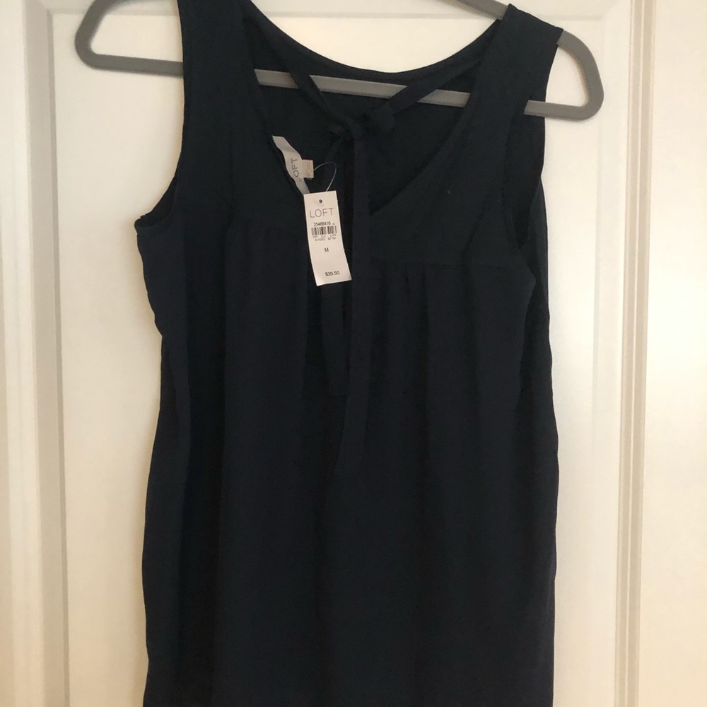 Woman’s Loft sleeveless blouse
